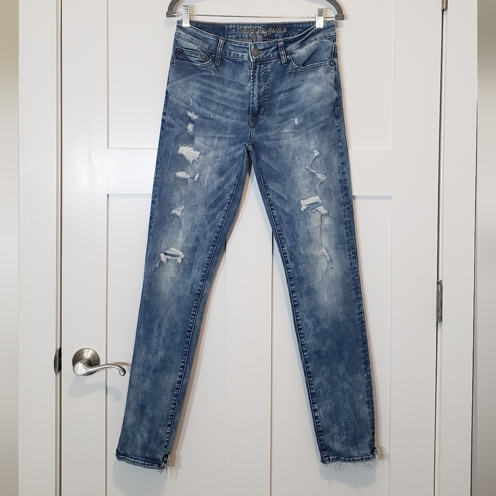 AEO Mens REAL Size 30 X 31  Extreme Flex Jeans Distressed Acid Wash
